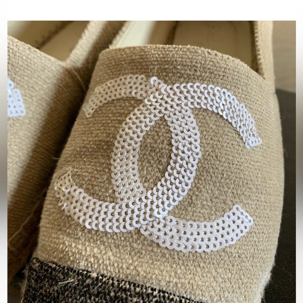 CHANEL Linen Sequin CC Espadrilles